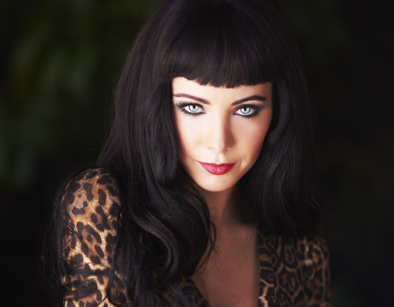 Ksenia-Solo-lost-girl-33274964-1280-998.jpg