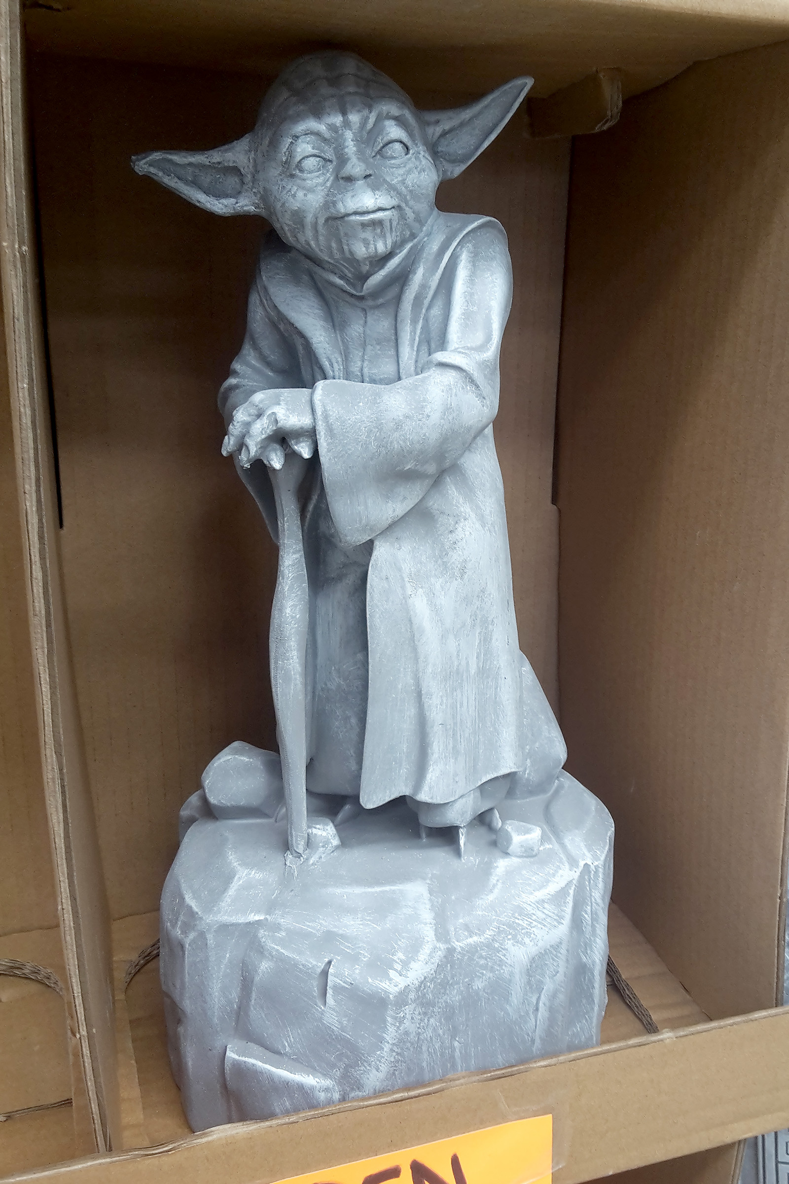 yoda garden statue