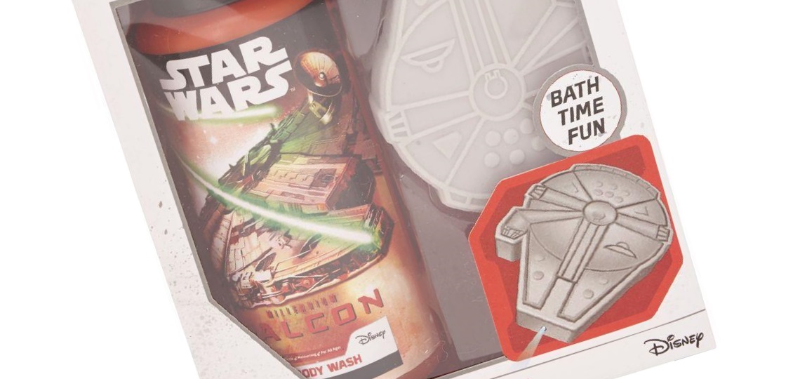 Star Wars Millennium Falcon Bath Set at The Warehouse