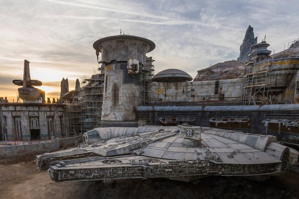 Millennium Falcon at Galaxy's Edge, Disneyland